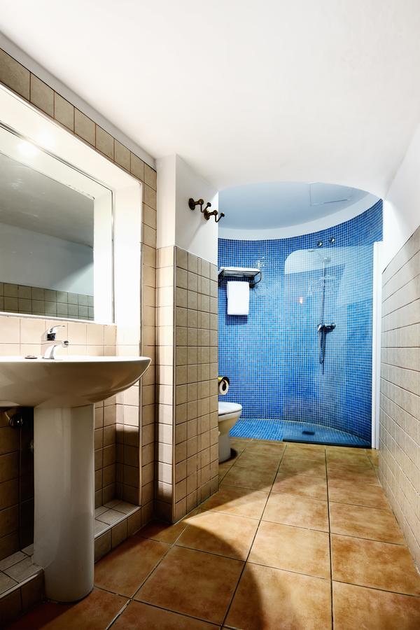Hotel Ahc Palacio Coria Luaran gambar