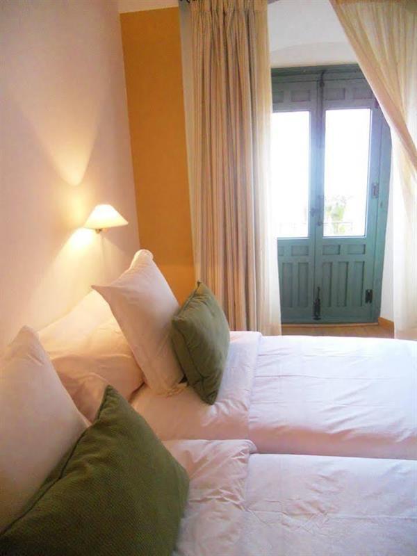 Hotel Ahc Palacio Coria Luaran gambar